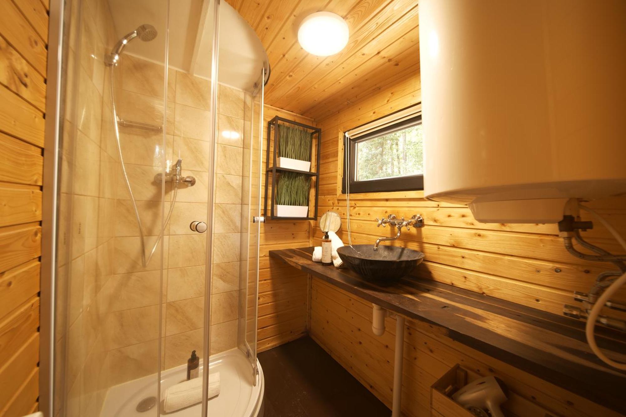 Secret Lake Prag Magic Place Relaxation& Wellness Rehenice Екстер'єр фото