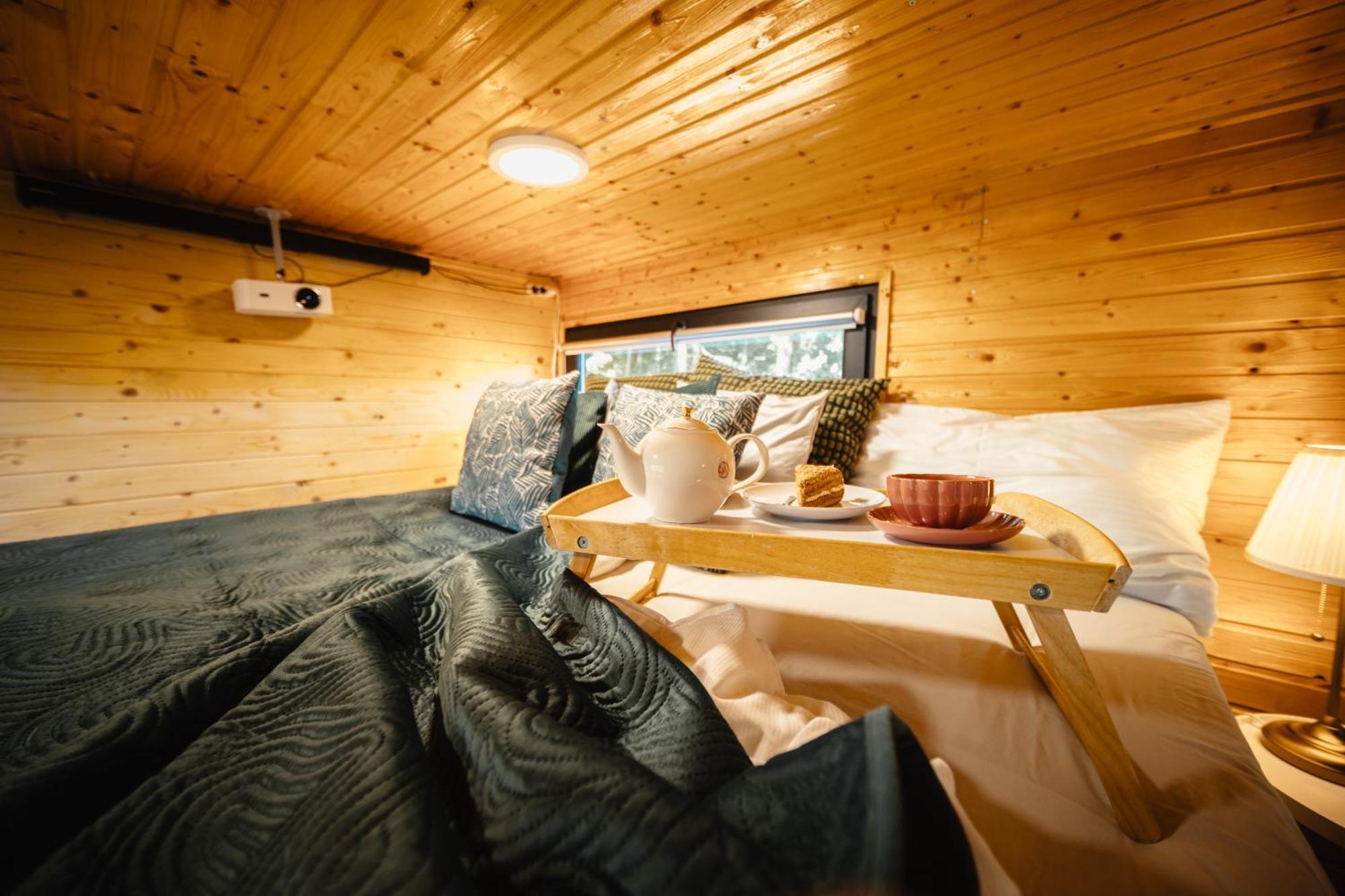 Secret Lake Prag Magic Place Relaxation& Wellness Rehenice Екстер'єр фото